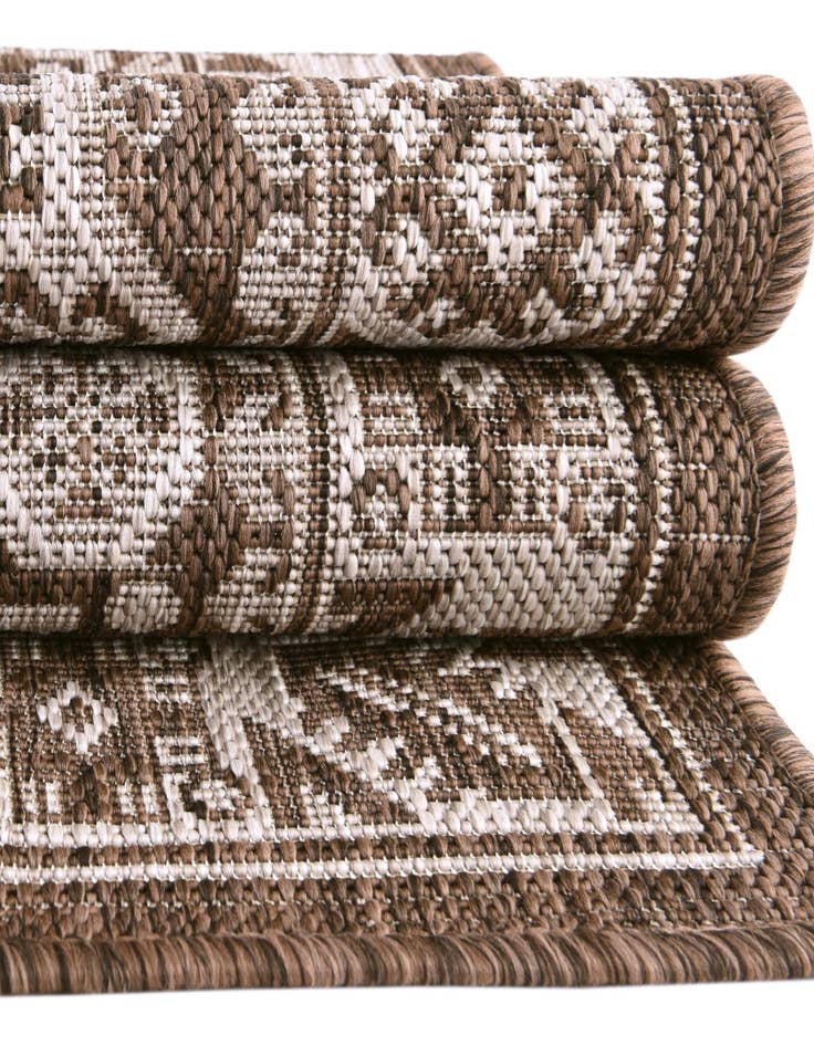 Detail image of  3' x 5' 3  Washable Aztec Indoor / Outdoor Oval Rug