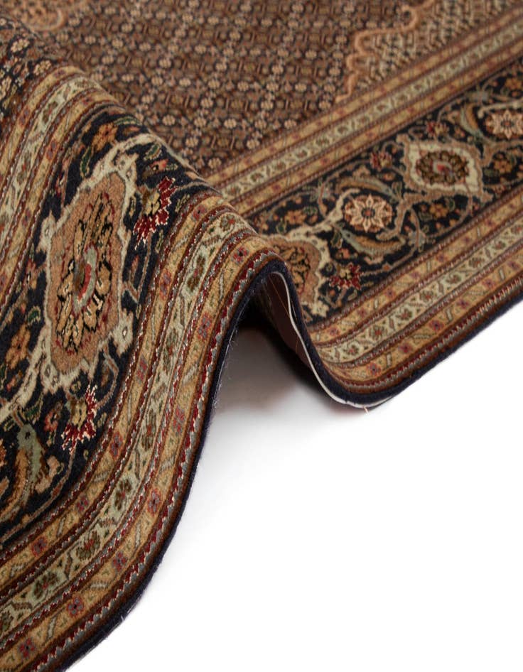Detail image of  6' 6 x 9' 8 Tabriz Mahi Oval Rug