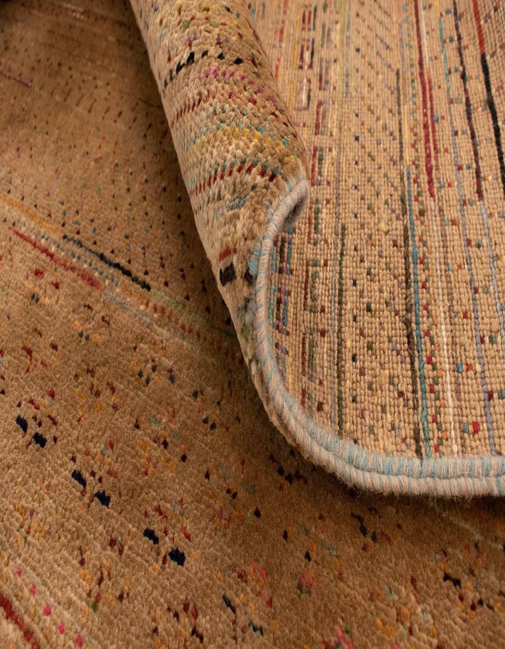 Detail image of  4' x 5' 8 Aatish Wool Rug