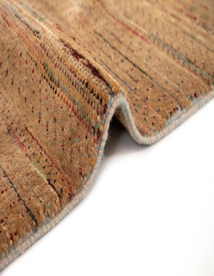 Detail image of  4' x 5' 8 Aatish Wool Rug