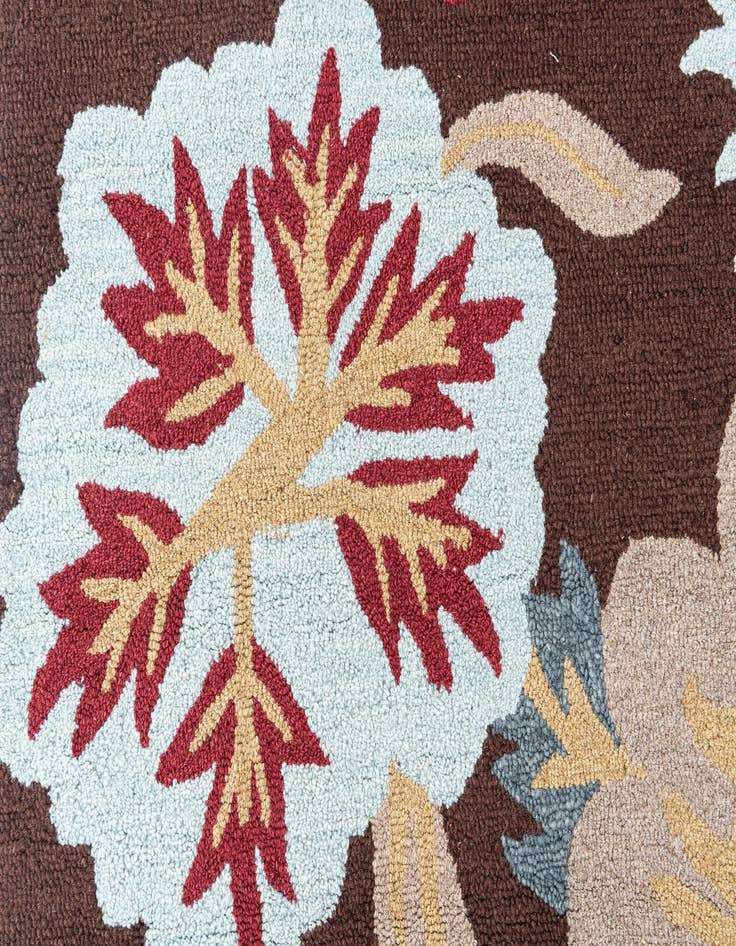Detail image of  4' x 6' Agra Rug