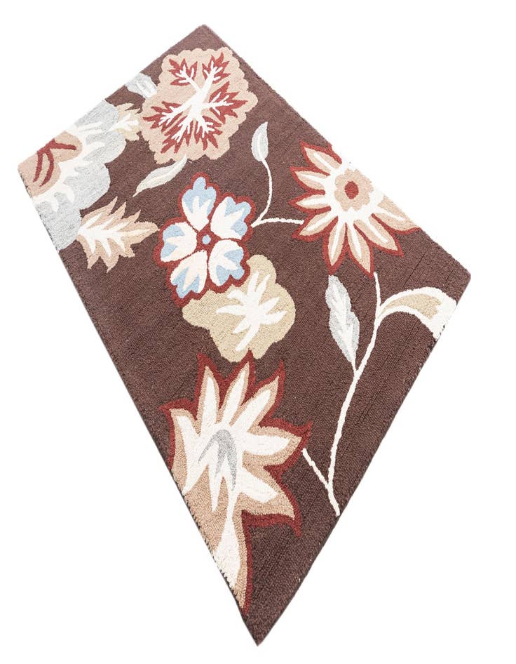 Detail image of  4' x 5' 10 Agra Rug