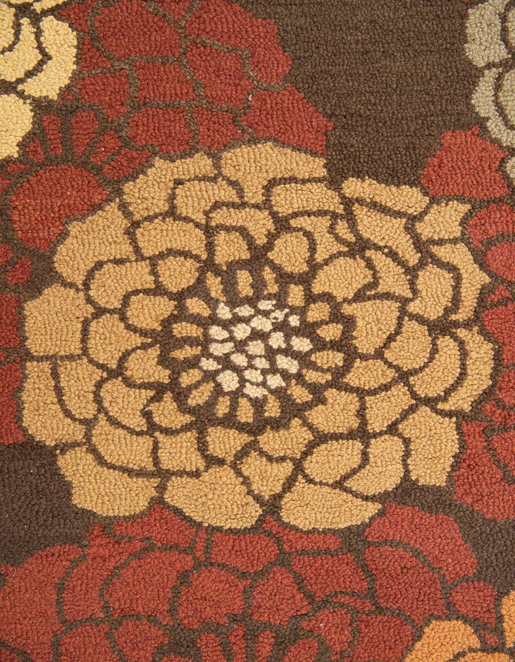 Detail image of  5' x 7' Agra Rug