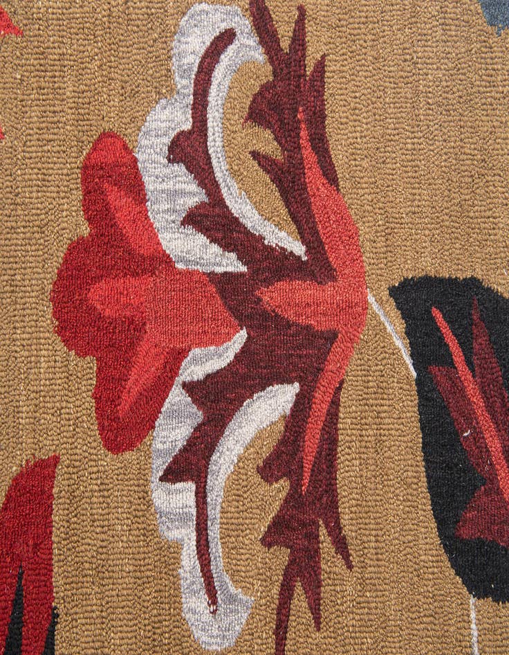 Detail image of  5' 1 x 8' 1 Agra Rug