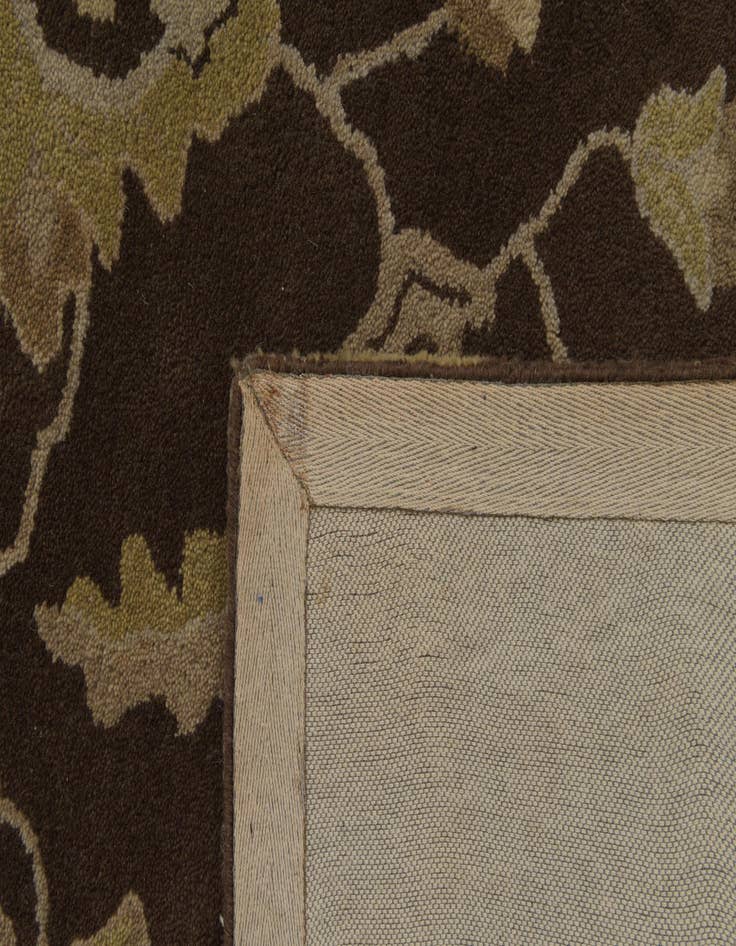 Detail image of  5' 1 x 7' 10 Agra Rug