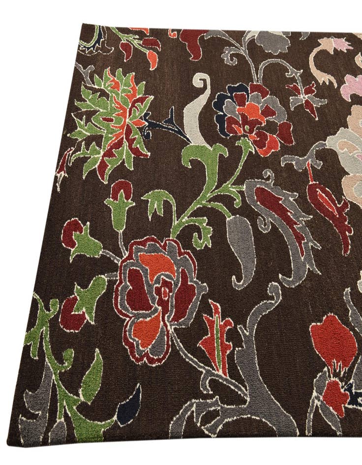 Detail image of  6' x 9' Agra Rug