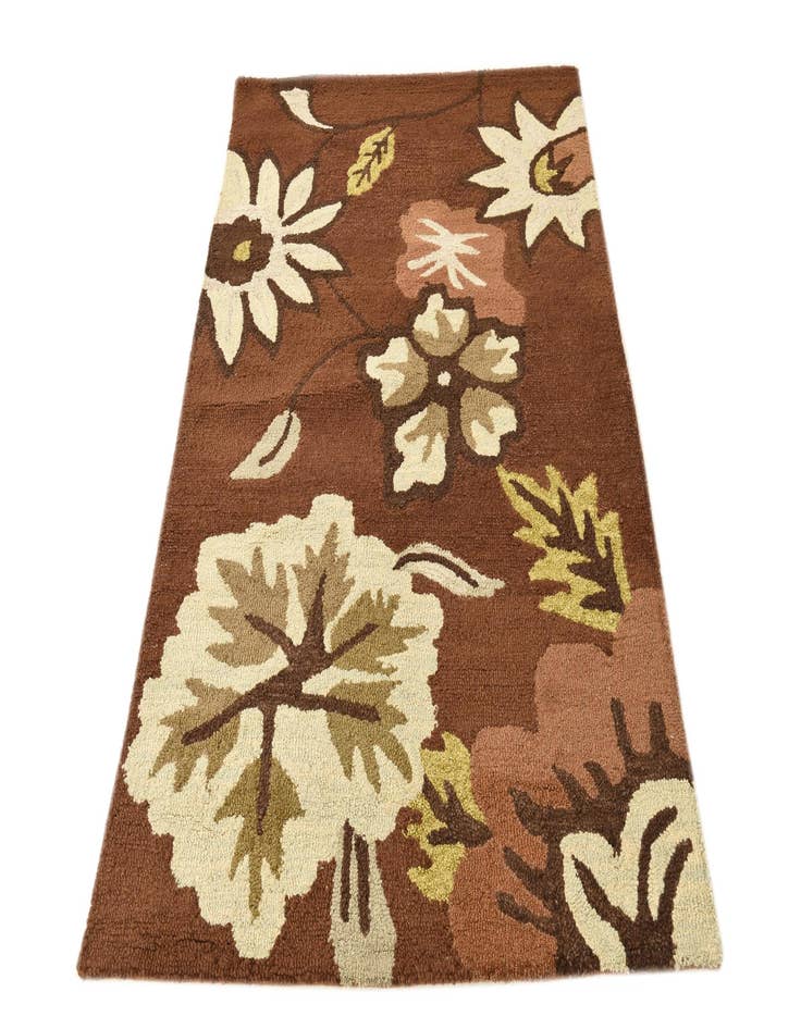 Detail image of  3' 11 x 5' 10 Agra Wool Rug