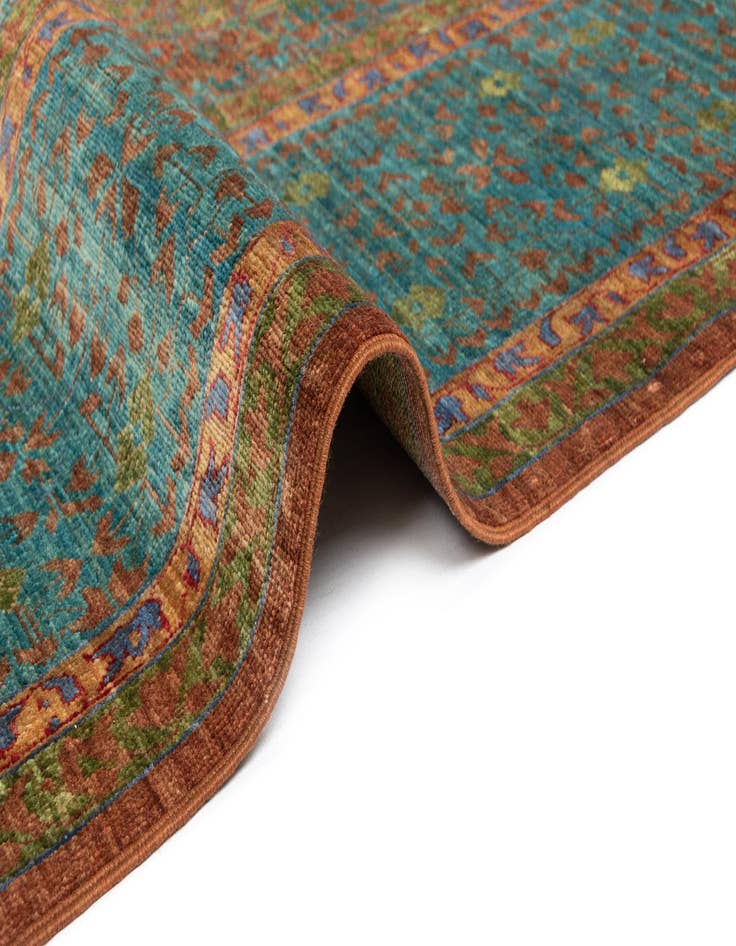 Detail image of  8' x 9' 11 Amina Rug