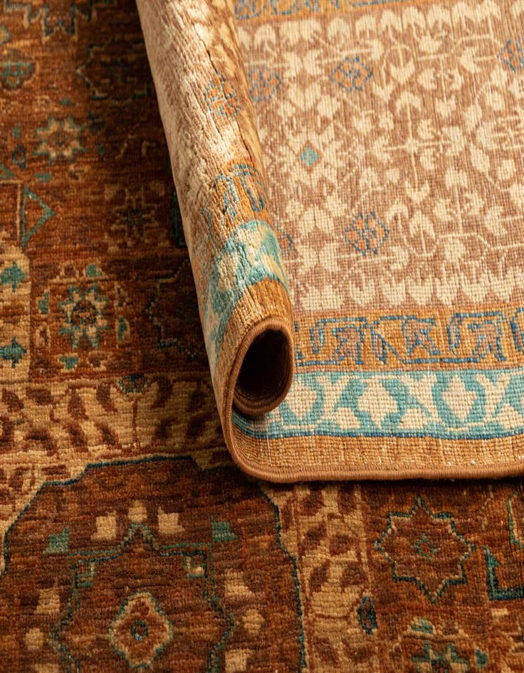 Detail image of  7' x 10' Amina Wool Rug