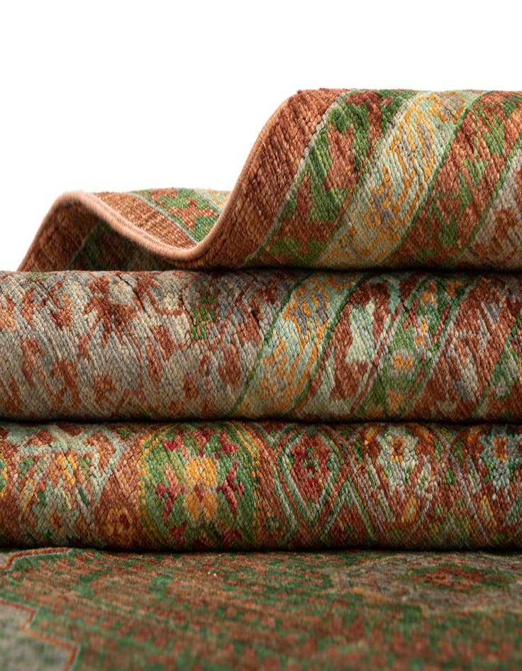 Detail image of  6' 11 x 9' 11 Amina Wool Rug