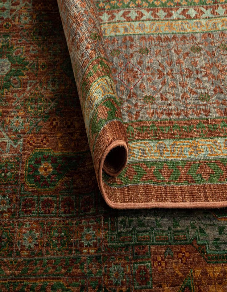 Detail image of  6' 11 x 9' 11 Amina Wool Rug