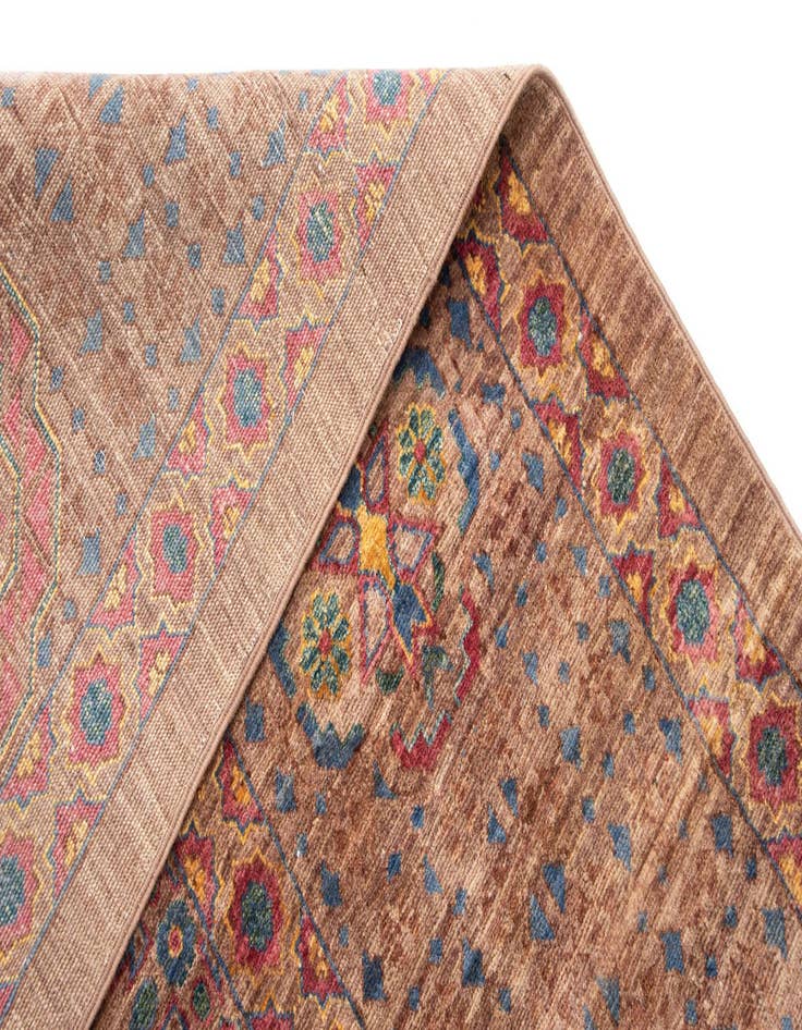 Detail image of  9' 1 x 12' 4 Amina Wool Rug