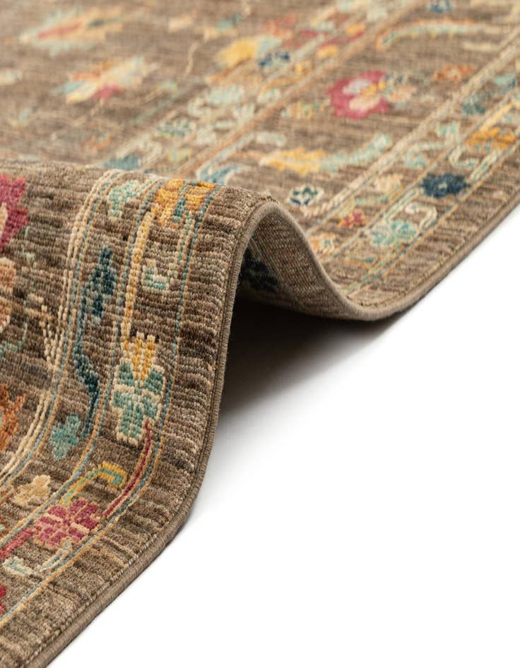 Detail image of  8' 1 x 11' 6  Hand Knotted Ariana Rug