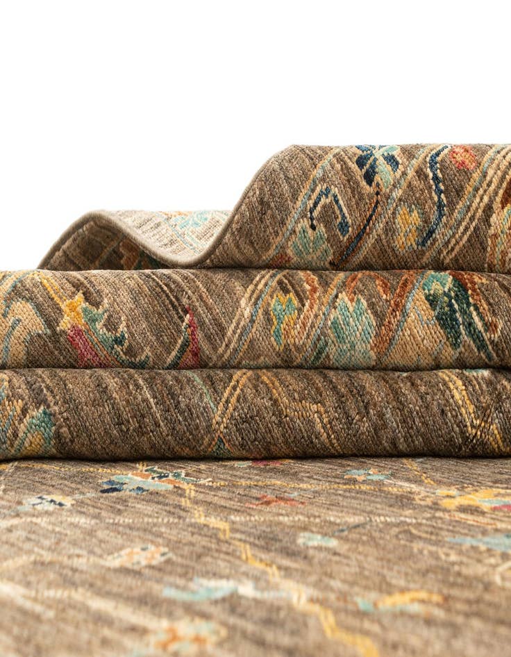 Detail image of  8' 1 x 11' 6  Hand Knotted Ariana Rug