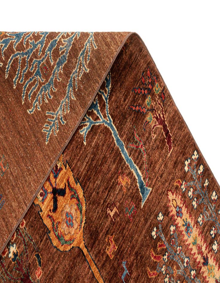 Detail image of  5' 7 x 7' 10 Ariana Ziegler Wool Rug