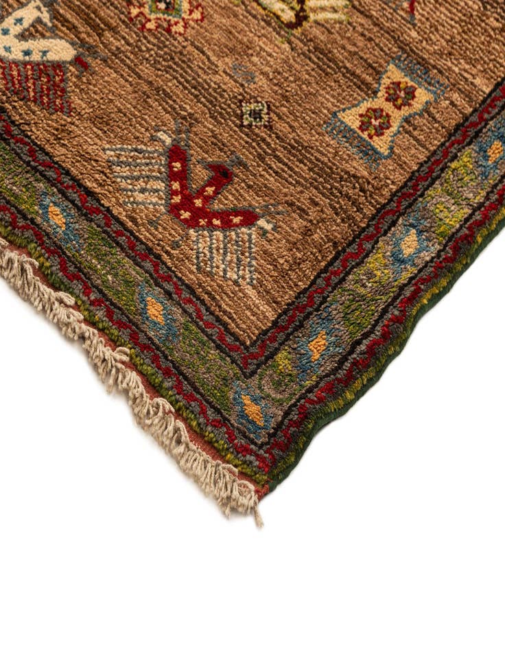 Detail image of  4' 11 x 6' 6 Avanos Rug