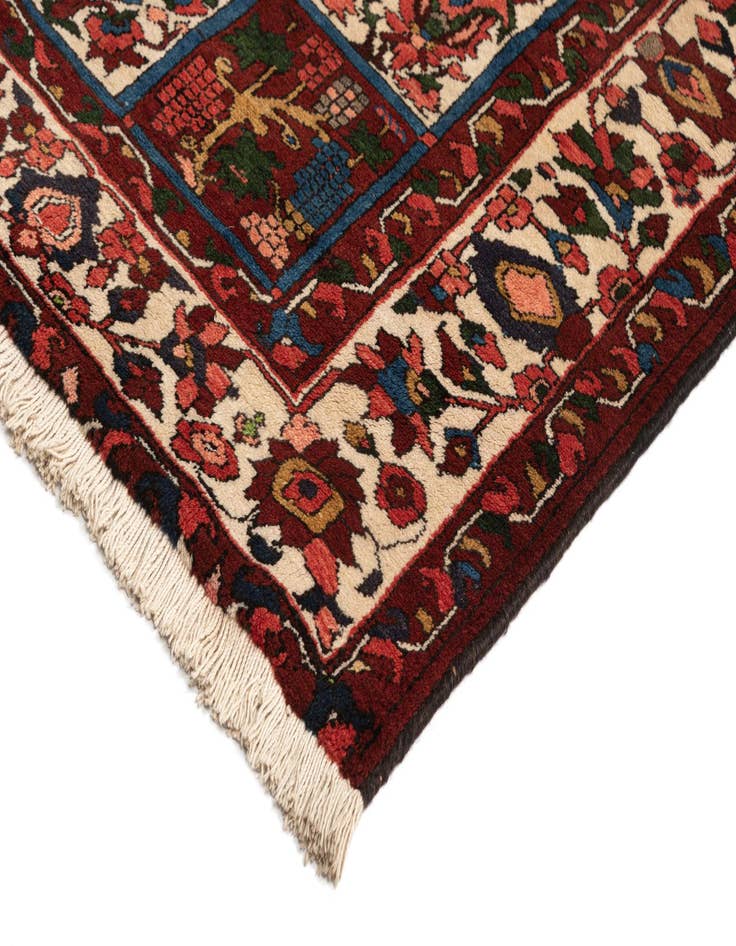 Detail image of  6' 10 x 9' 9 Bachtiar Wool Rug
