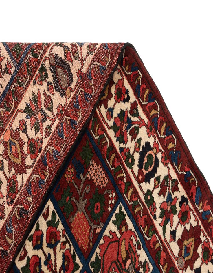 Detail image of  6' 10 x 9' 9 Bachtiar Wool Rug