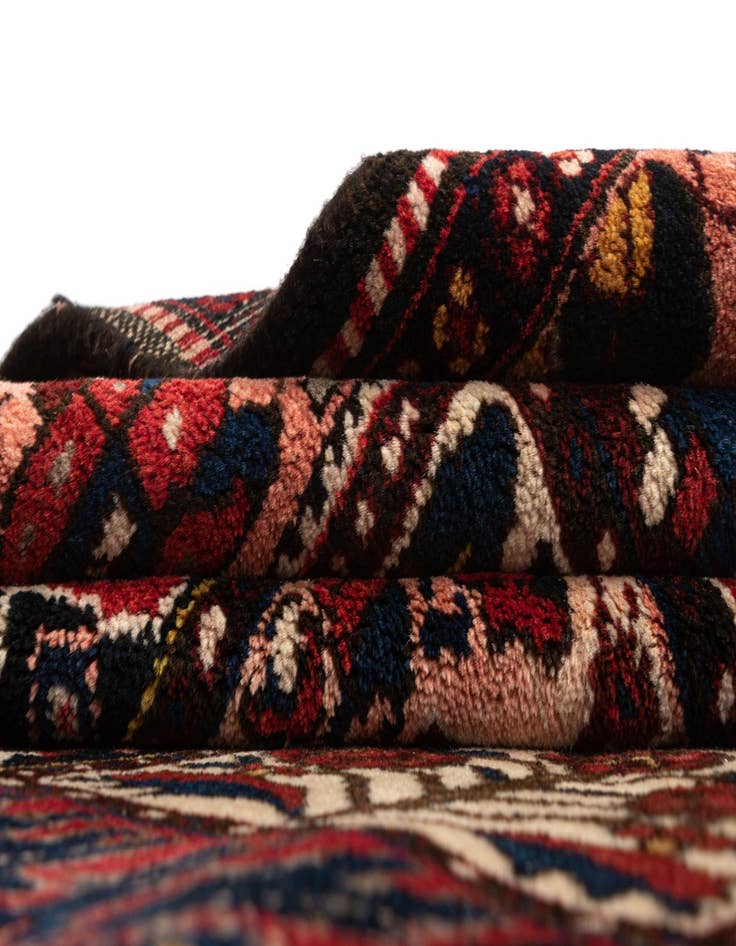 Detail image of  7' 3 x 9' 9 Bachtiar Wool Rug