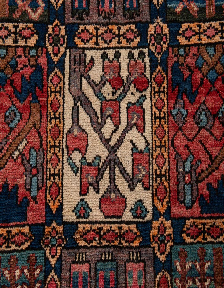 Detail image of  6' 10 x 10' 1  Hand Knotted Bachtiar Persian Wool Rug