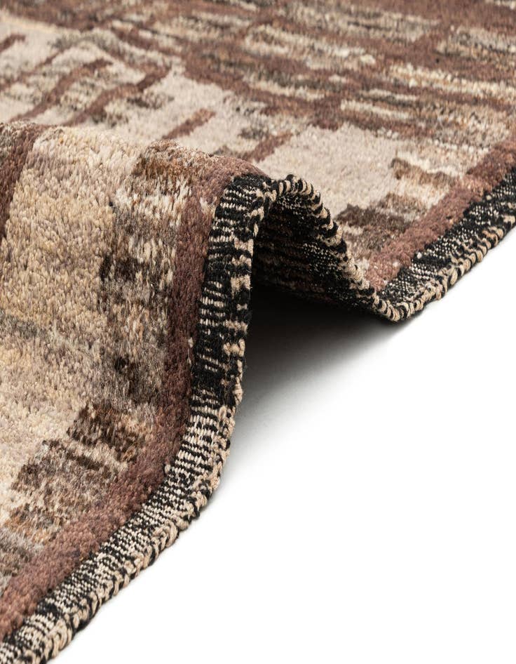 Detail image of  8' 4 x 10' 2  Hand Knotted Beni Marok Rug