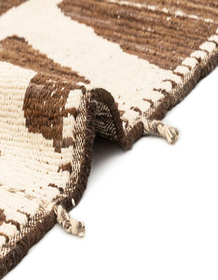 Detail image of  9' 3 x 11' 3  Hand Knotted Beni Marok Rug