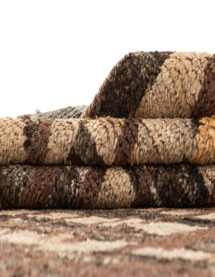 Detail image of  7' 9 x 9' 11  Hand Knotted Beni Marok Rug