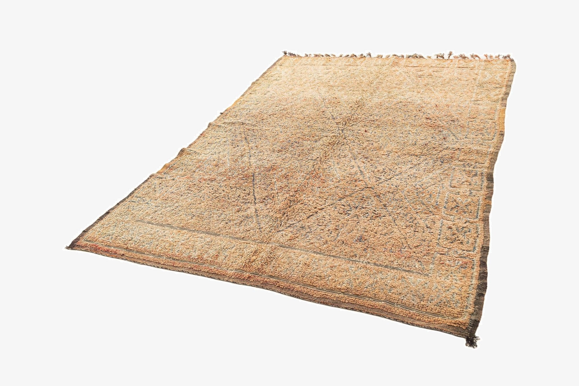  6' 6 x 8' 9 Berber Rug