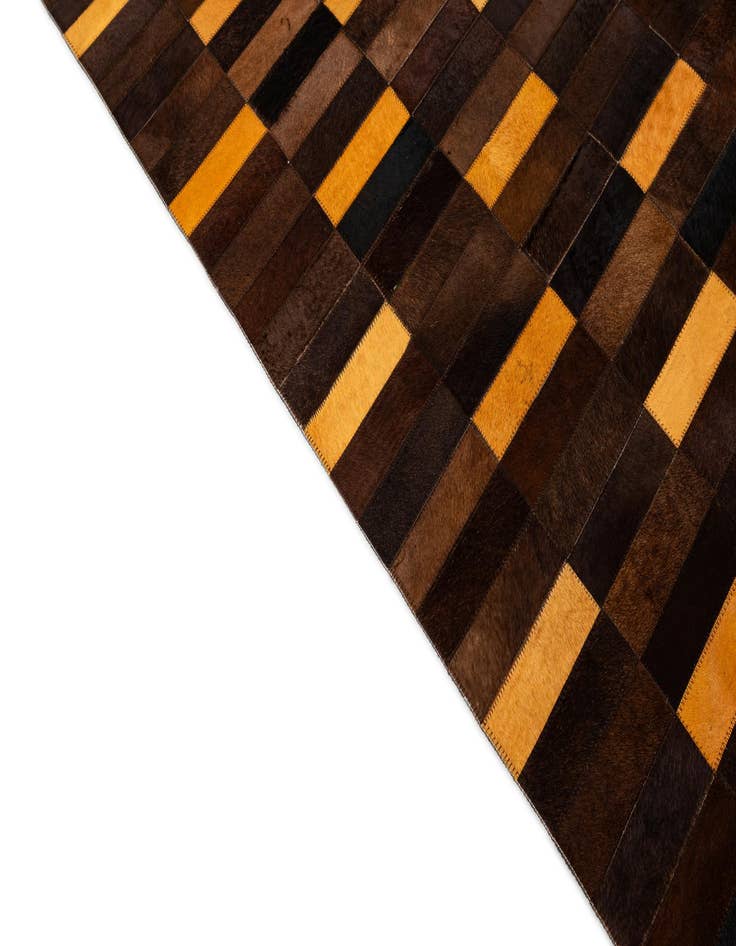 Detail image of  5' x 7' 11 Cowhide - Patchwork Rug