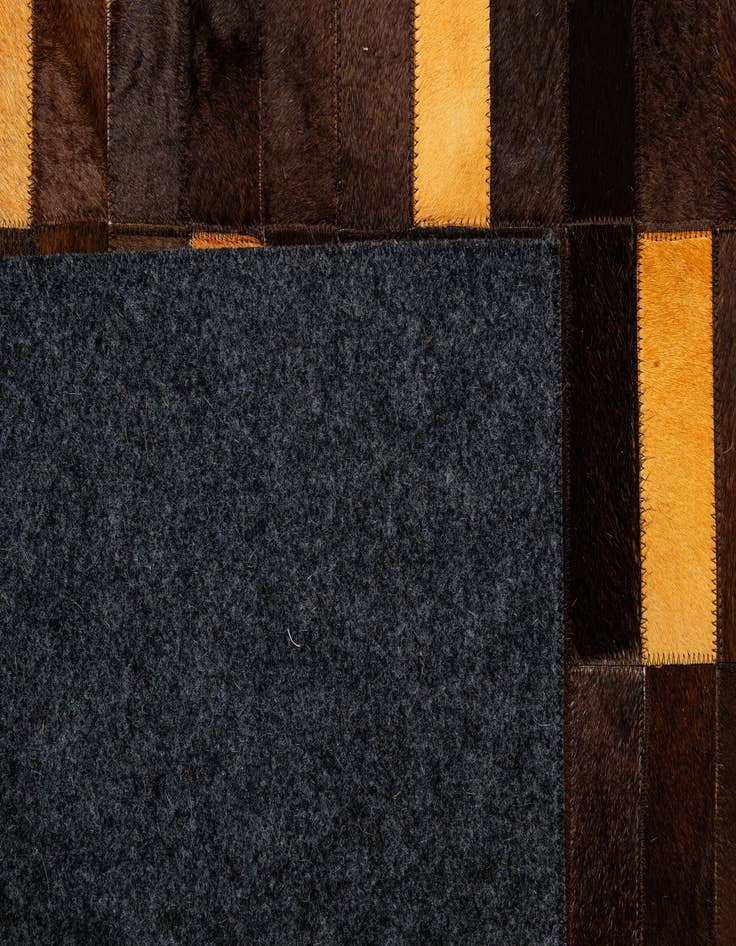 Detail image of  5' x 7' 10 Cowhide - Patchwork Rug
