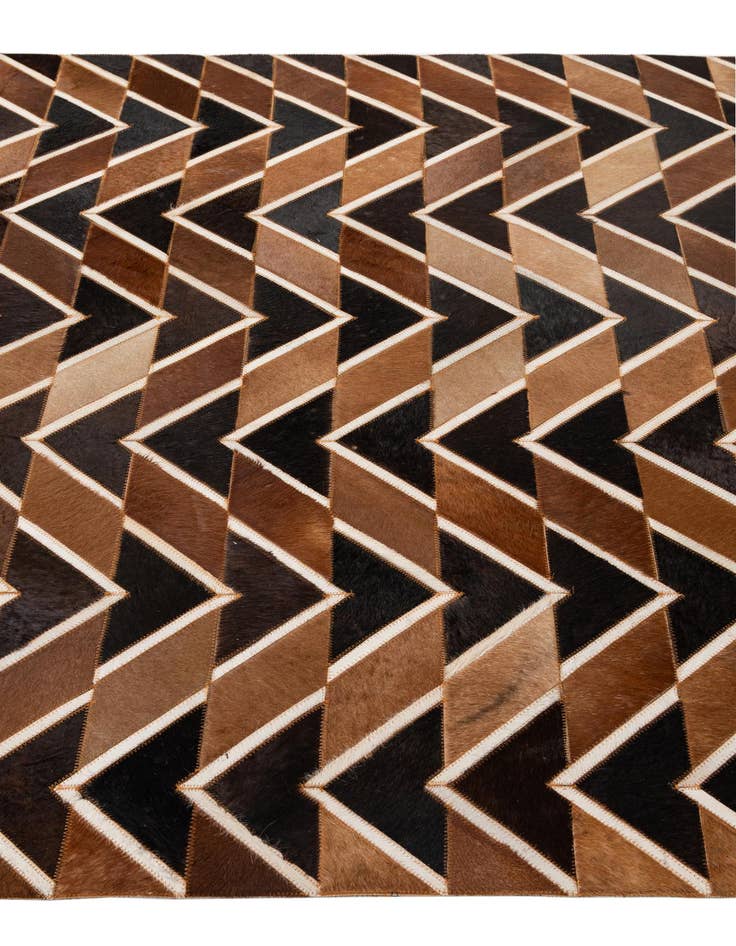 Detail image of  5' 1 x 8' Cowhide - Patchwork Rug