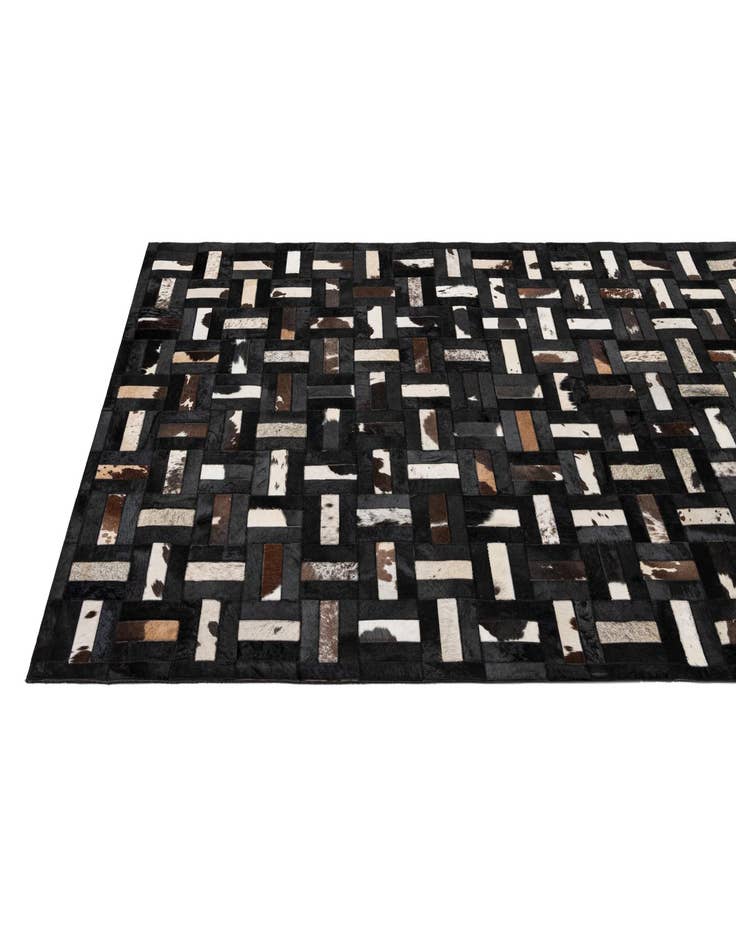 Detail image of  5' 2 x 8' Cowhide - Patchwork Rug