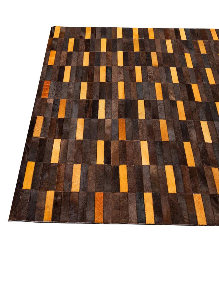 Detail image of  5' 1 x 8' Cowhide - Patchwork Rug