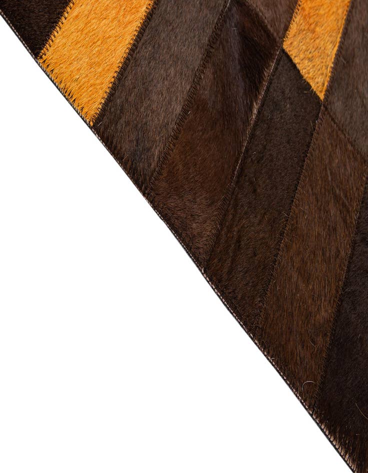 Detail image of  5' 1 x 8' Cowhide - Patchwork Rug