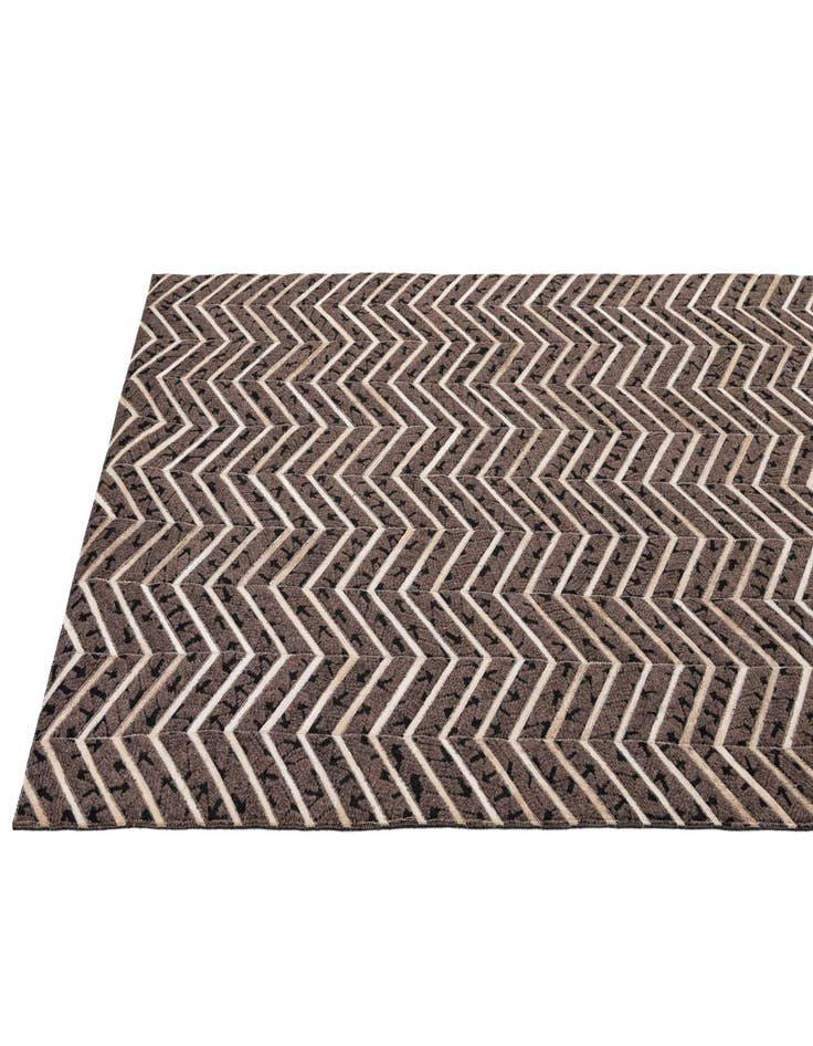 Detail image of  5' x 7' 11 Cowhide - Patchwork Rug