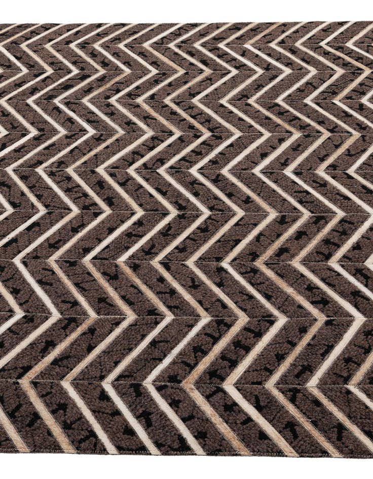 Detail image of  5' x 7' 11 Cowhide - Patchwork Rug