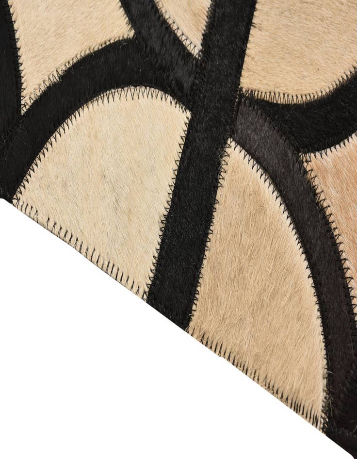 Detail image of  5' x 7' 8 Cowhide Rug