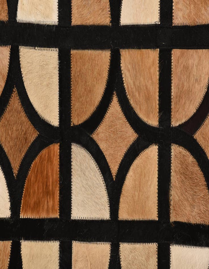 Detail image of  5' x 7' 10 Cowhide Rug