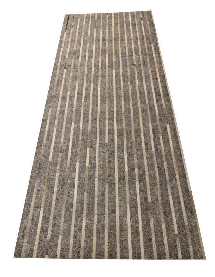 Detail image of  5' 1 x 7' 10 Cowhide Rug