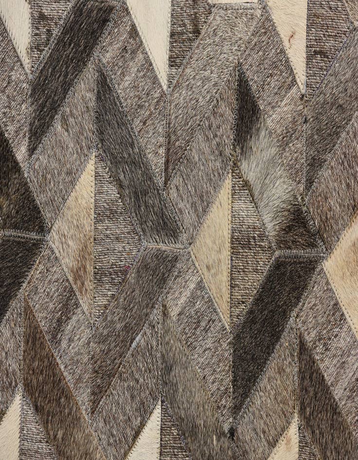Detail image of  5' x 7' 10 Cowhide Rug