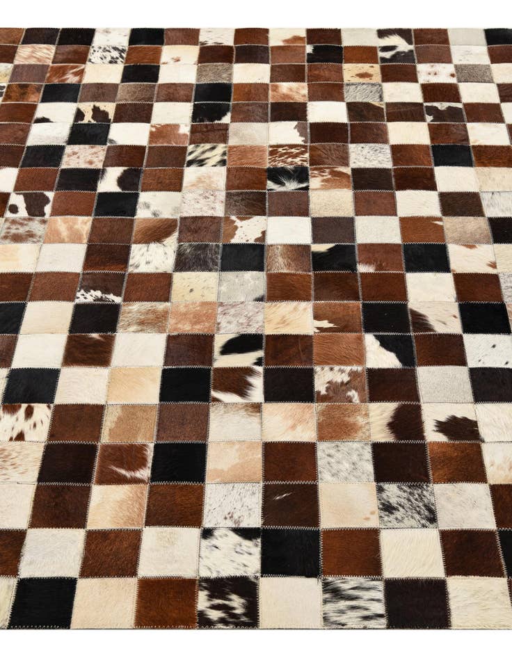 Detail image of  5' x 7' 10 Cowhide Rug