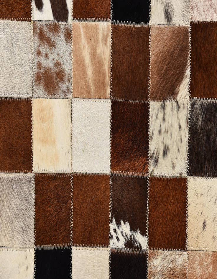 Detail image of  5' x 7' 10 Cowhide Rug