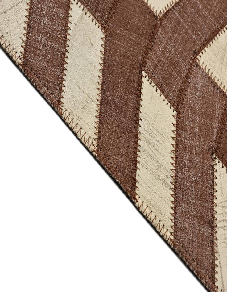 Detail image of  5' x 7' 10 Cowhide Rug