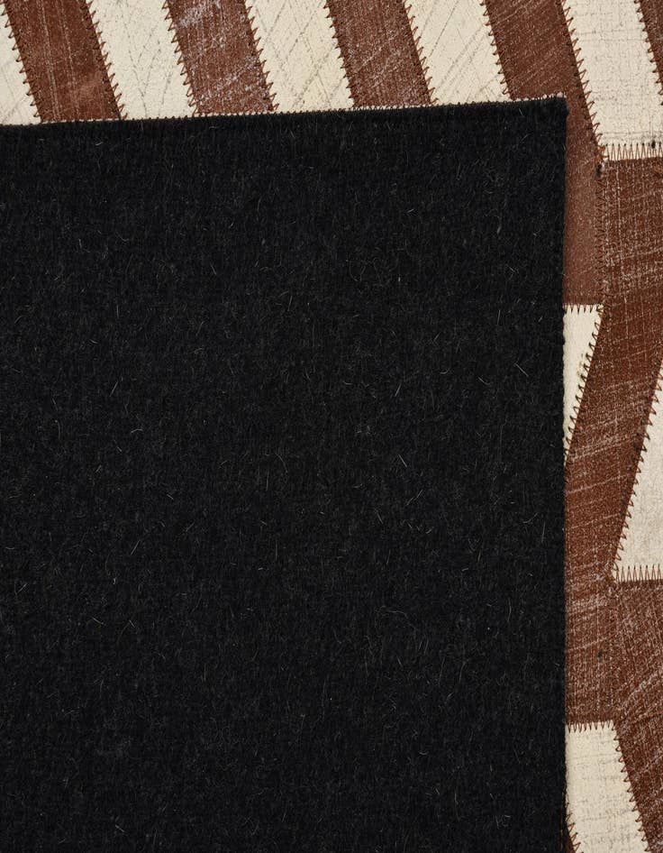 Detail image of  5' x 7' 10 Cowhide Rug