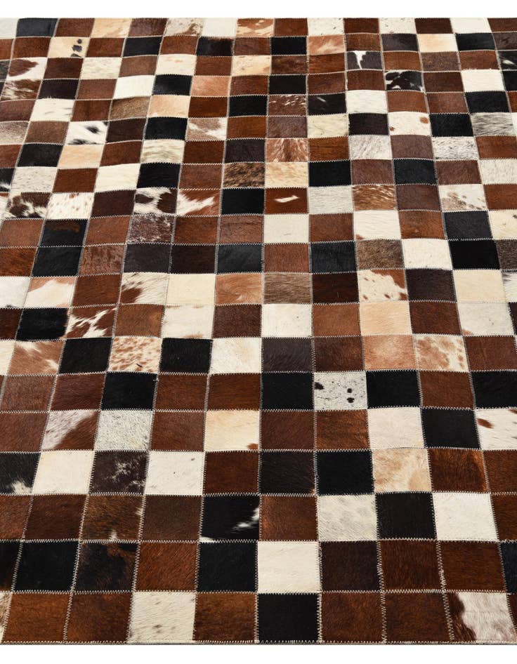 Detail image of  5' x 7' 10 Cowhide Rug