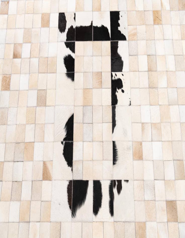 Detail image of  8' x 9' 10 Cowhide Stocks Rug