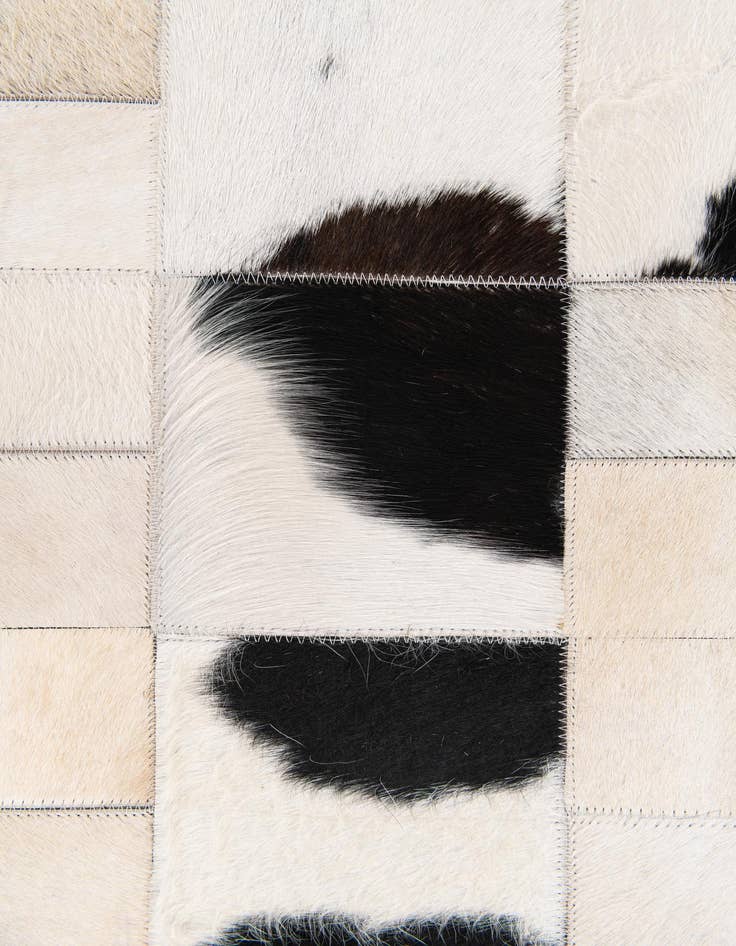 Detail image of  8' x 9' 10 Cowhide Stocks Rug