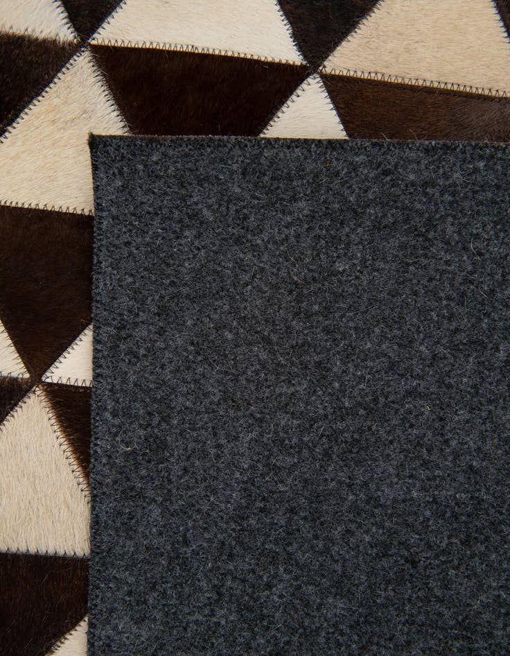 Detail image of  8' x 10' 1 Cowhide Stocks Rug