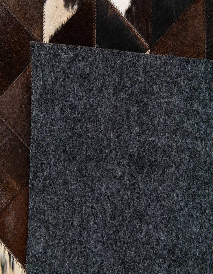 Detail image of  5' x 8' 1 Cowhide Stocks Rug