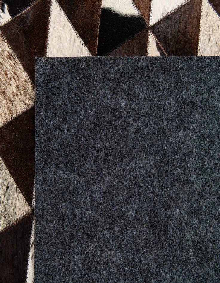 Detail image of  5' x 8' 1 Cowhide Stocks Rug